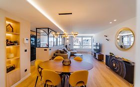 Plaza España - Apartamentos Burgos Deluxe